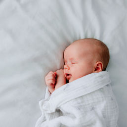 Penticton Newborn Photography: What You Need to Know Before Hiring a Photographer in the Okanagan