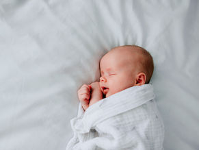 Penticton Newborn Photography: What You Need to Know Before Hiring a Photographer in the Okanagan