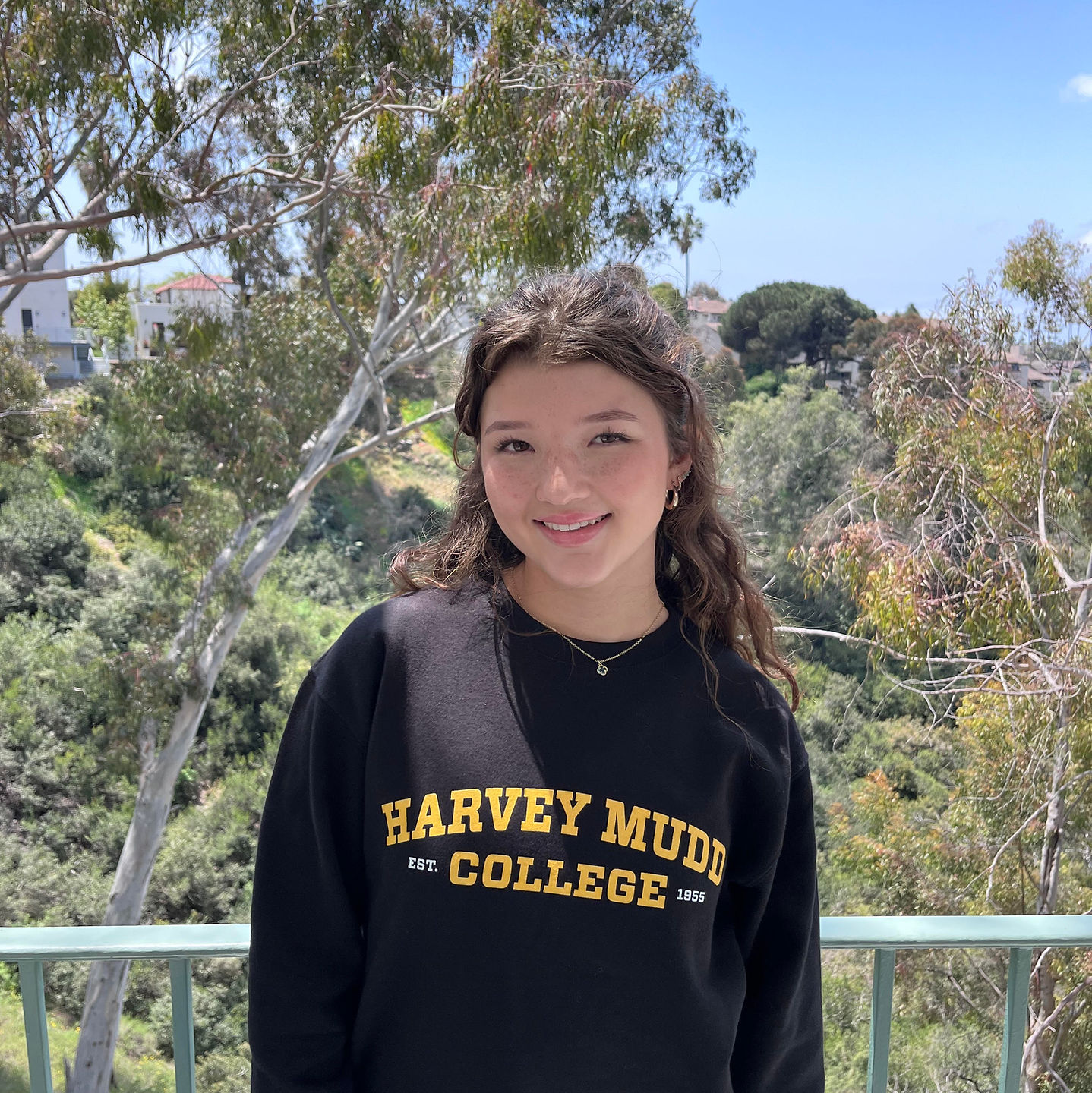 Luci Dunn – Tutor for The Webb Schools Students at Harvey Mudd College – The Shires Tutoring Company
