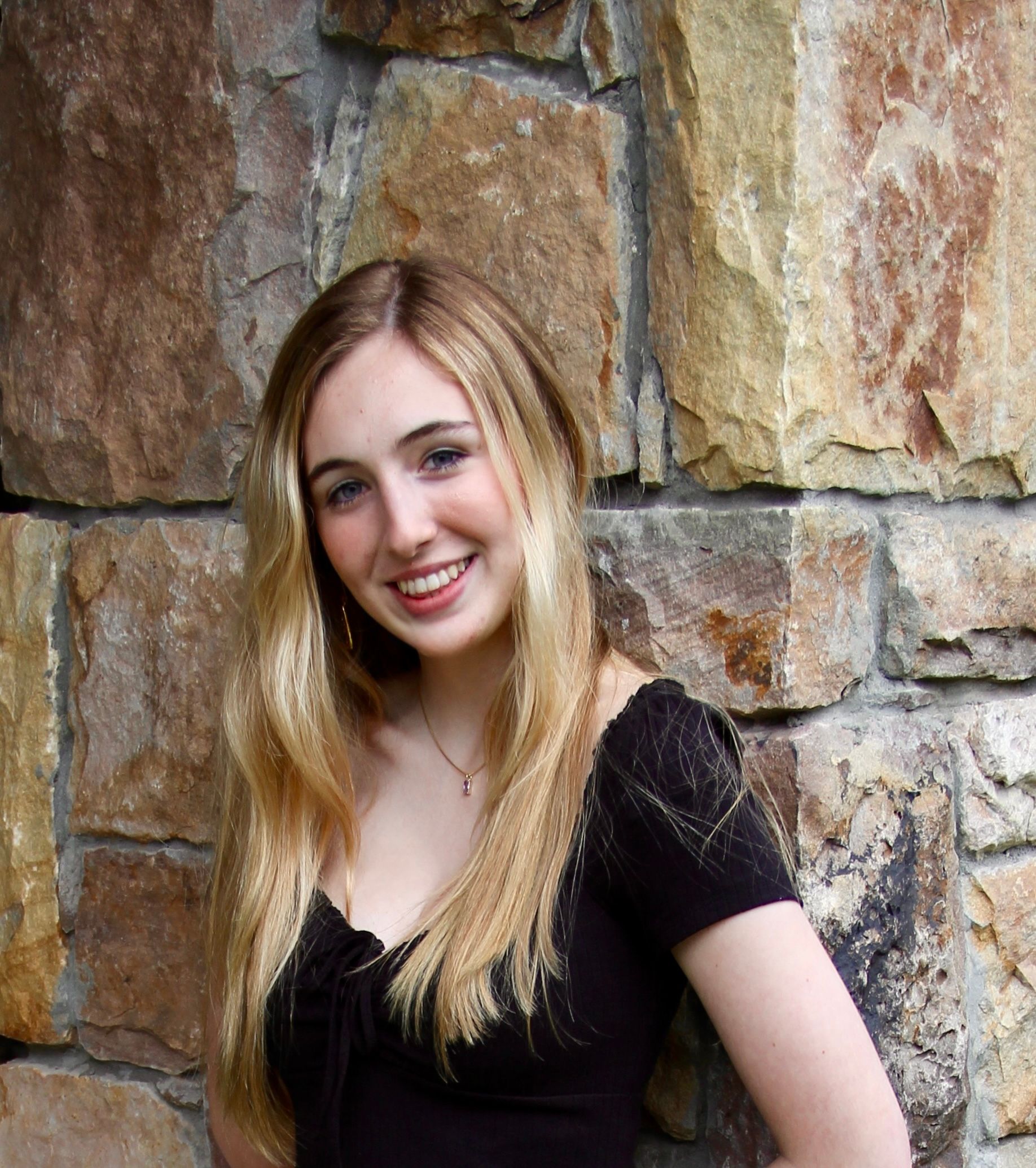 Phoebe – Elite Tutor at The Shires Tutoring Company