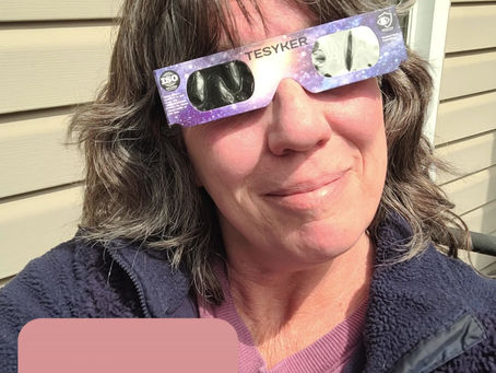 Cardboard glasses and eyes to the sky.