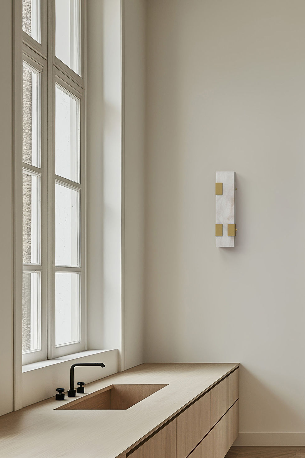 Thumbnail: Ponti Alabaster Sconce 3C BB
