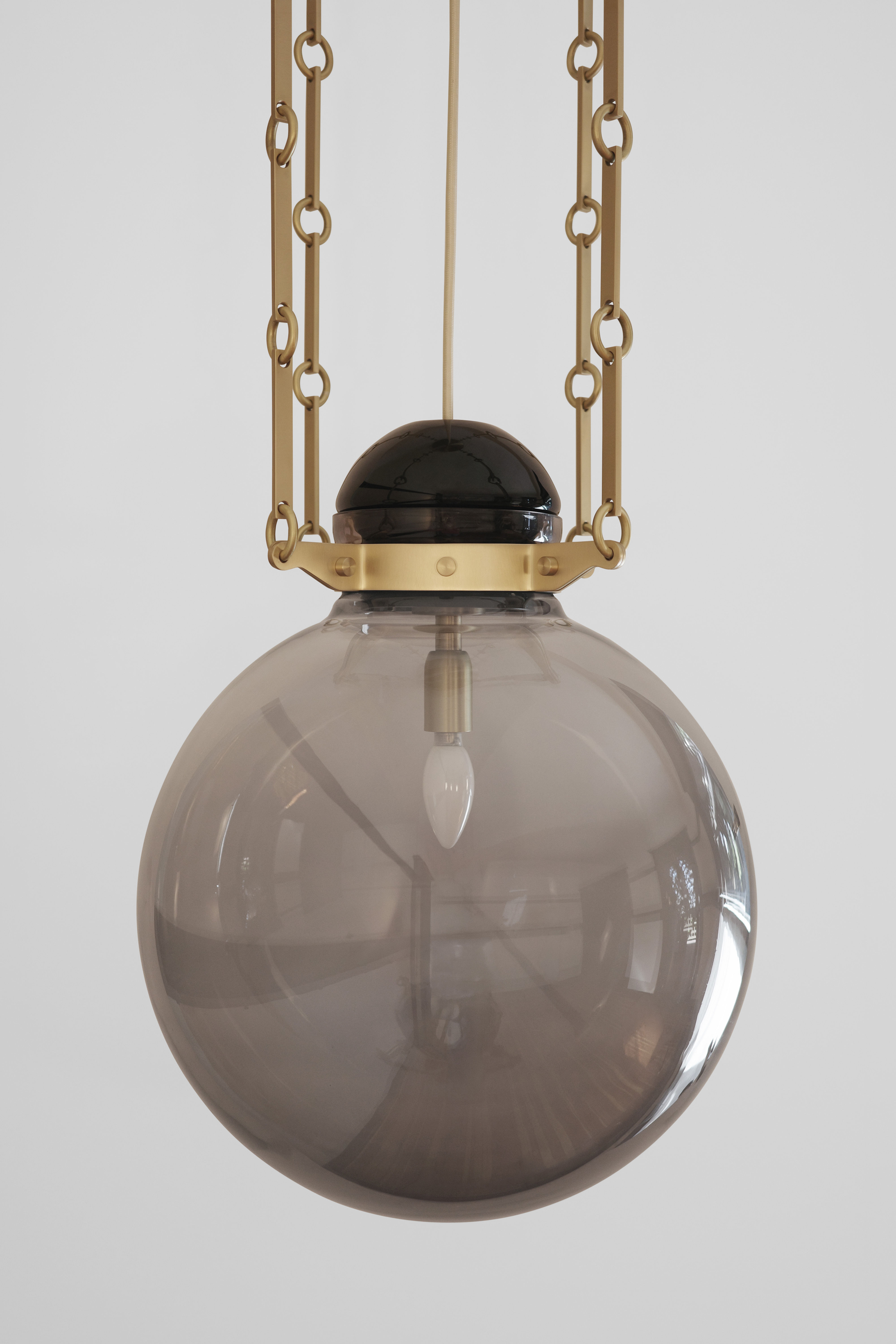 Peri Chandelier BB Fume Nero