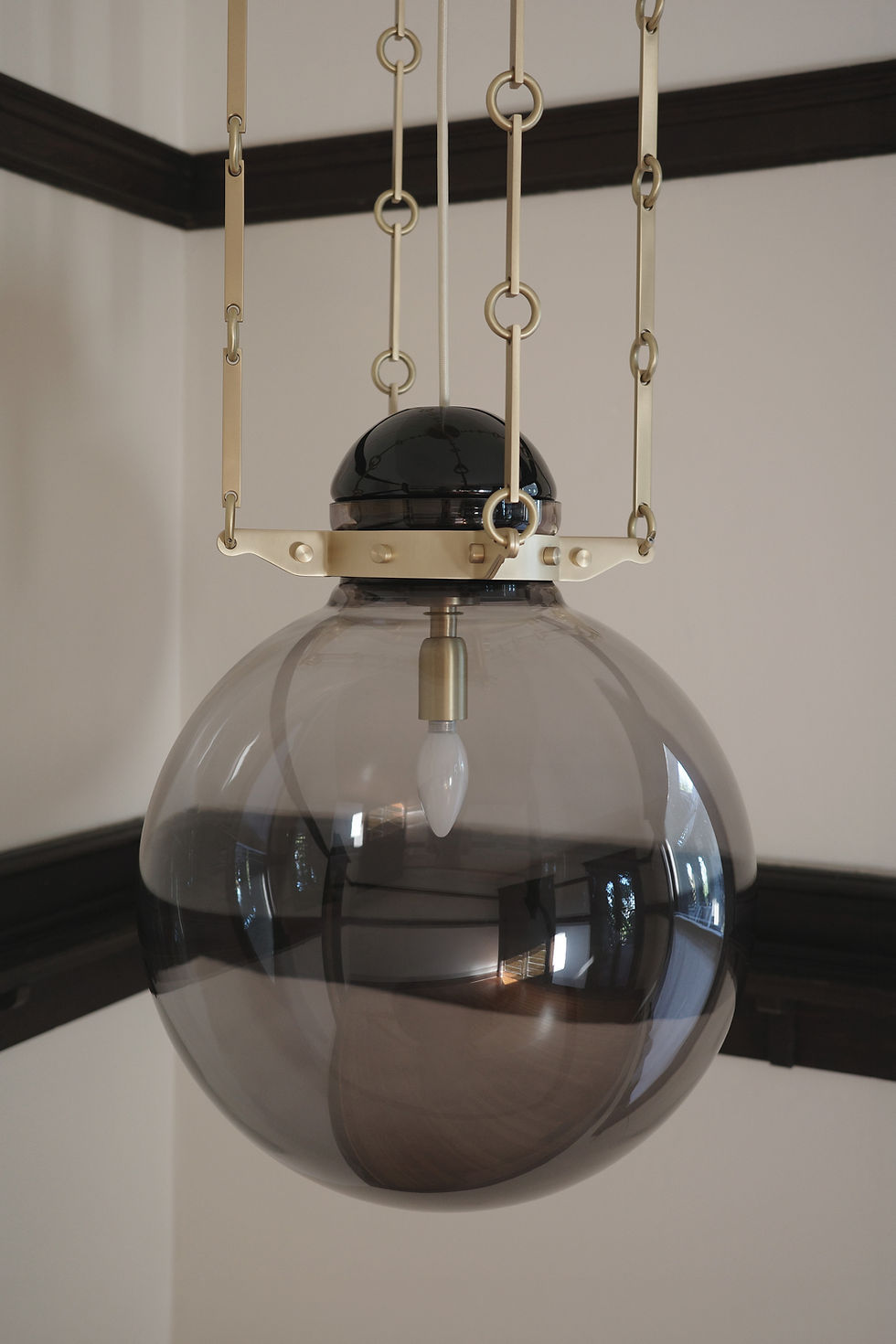 Thumbnail: Peri Chandelier BB Fume Nero