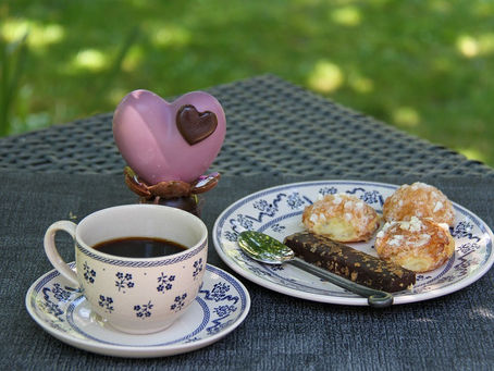 CSAK Coffee: válaszutak család és karrier témában