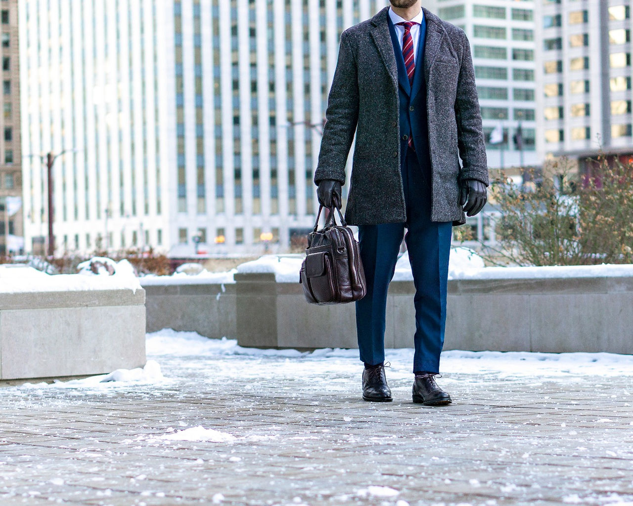 Allen Edmonds Whitney Collection walking through the Chicago office buildings along the river