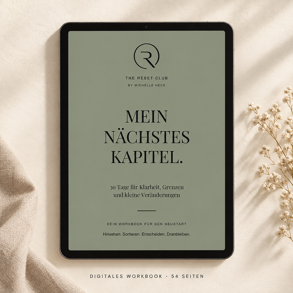 Mein nächstes Kapitel – digitales 30-Tage-Workbook von The Reset Club auf einem Tablet