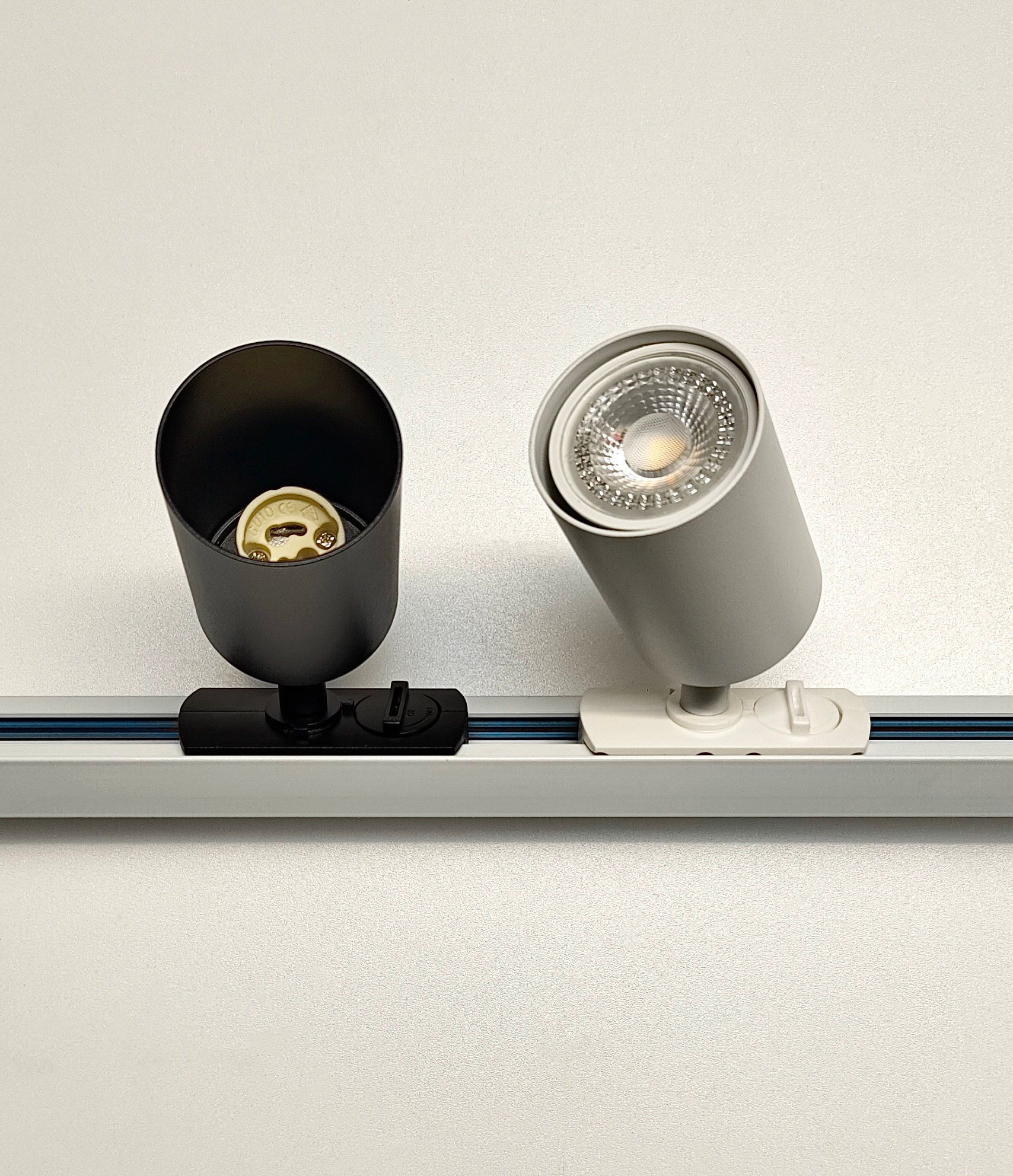 Mono Faretto GU10 orientabile Mono GU Bianco/Nero/Oro per binario monofase 220V