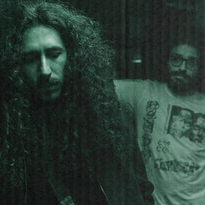 Entre punk, eletrônica e ritmos afro-latinos, DEAFKIDS apresenta aos poucos as "Cicatrizes do Futuro"