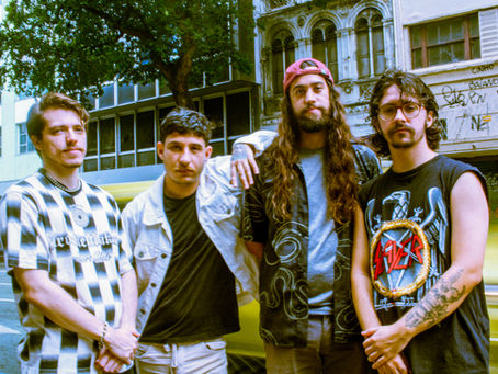 Maré Morta leva “Laranja” das pistas ao clipe com estética DIY