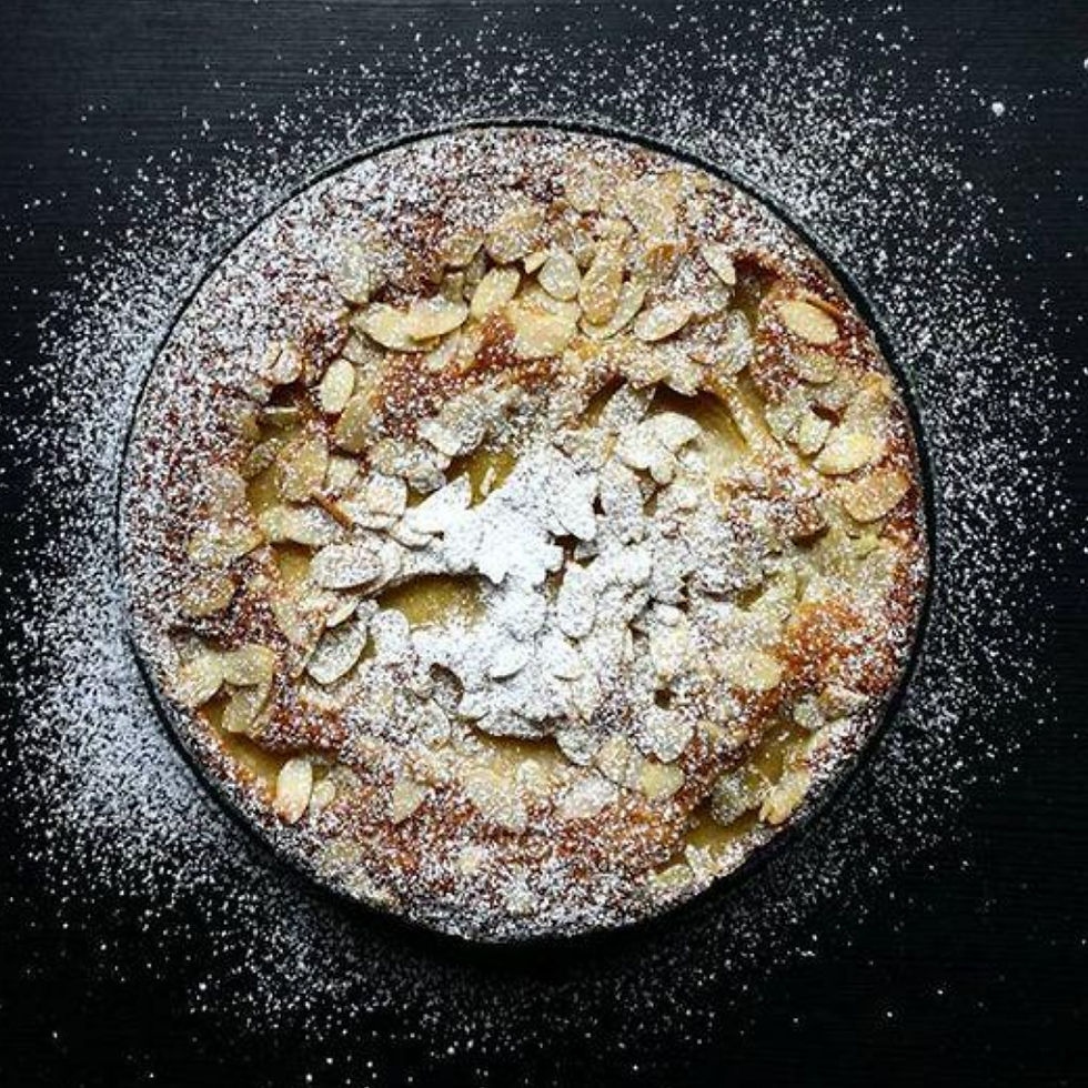 FRENCH ALMOND APPLE CAKE