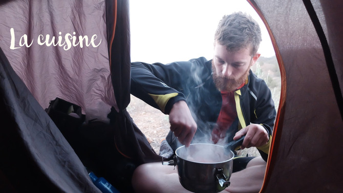 (English) #1 - What's in our panniers: the kitchen