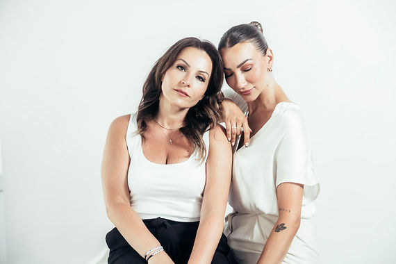 Aneta och Sussie_S8A9540_GODKÄND (kopia).jpg