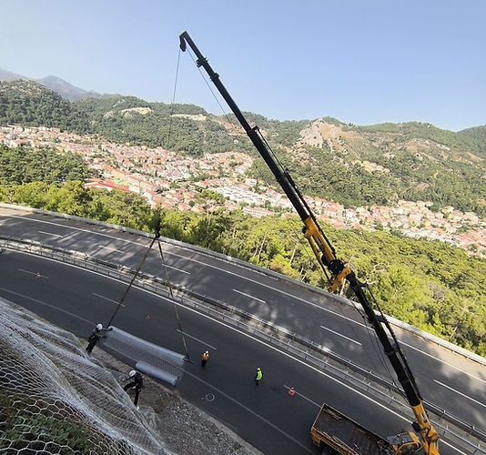 Çelik tel ağ serimi