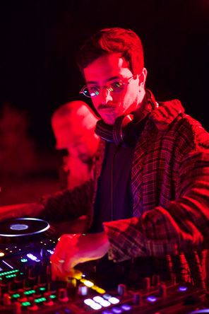 RAVEDELNEGRO157 copy.jpeg