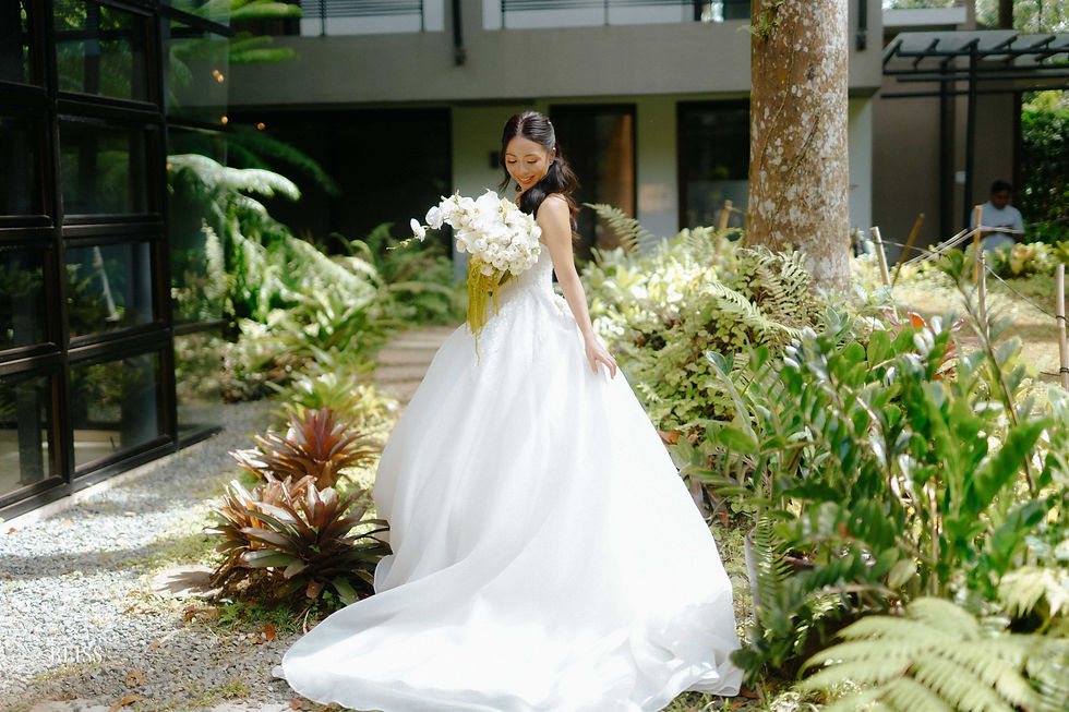 Genuine wedding moments