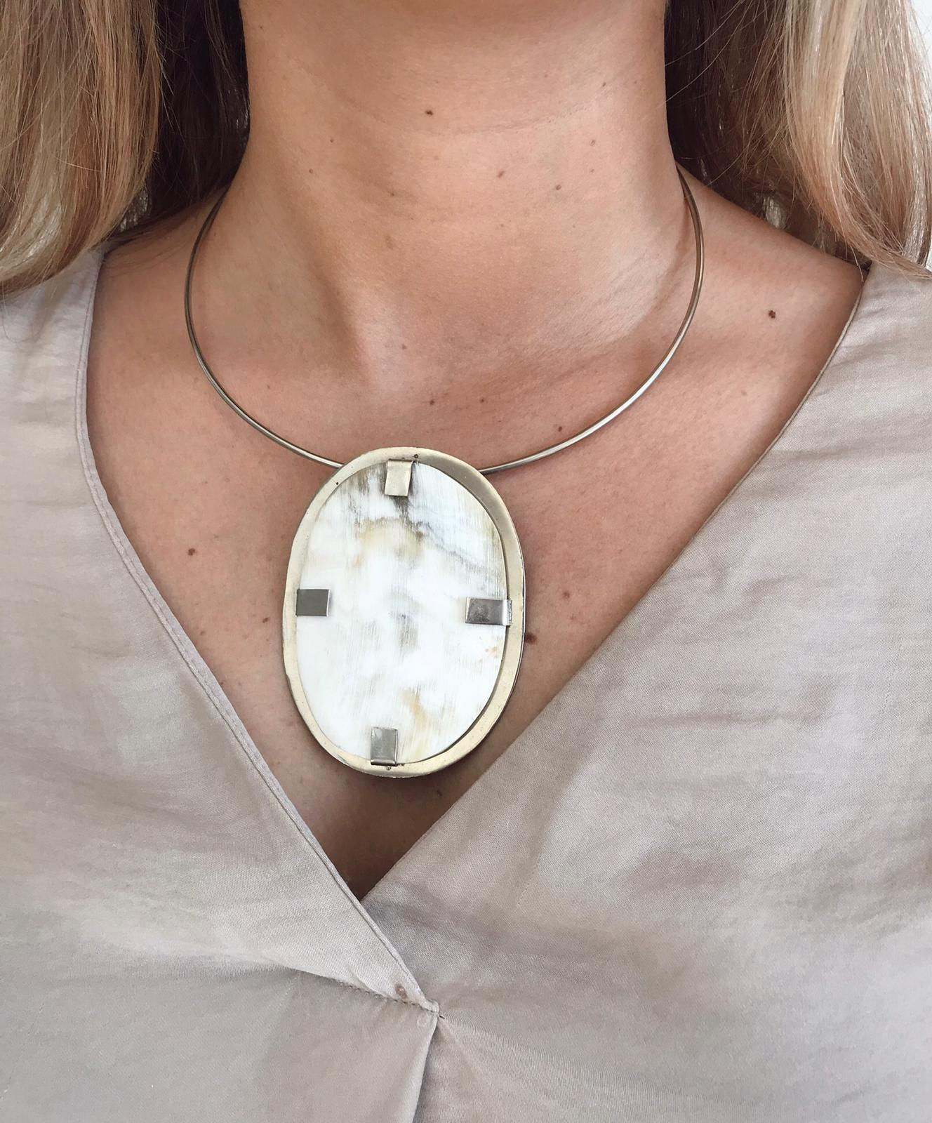 Colgante Ovalado en Guampa