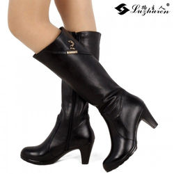 Bota-de-Couro-Preto-500x500