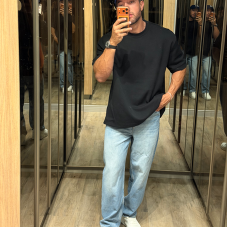 Oversized + Jeans
