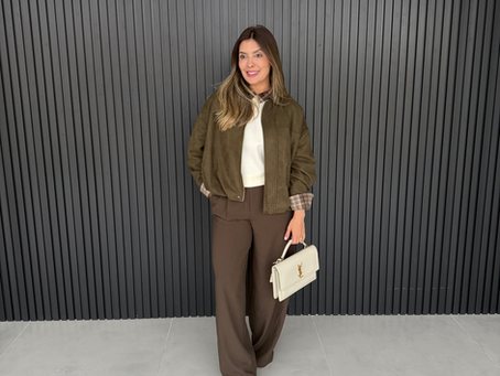 26.06.2026 Look verde com jaqueta suede baloon