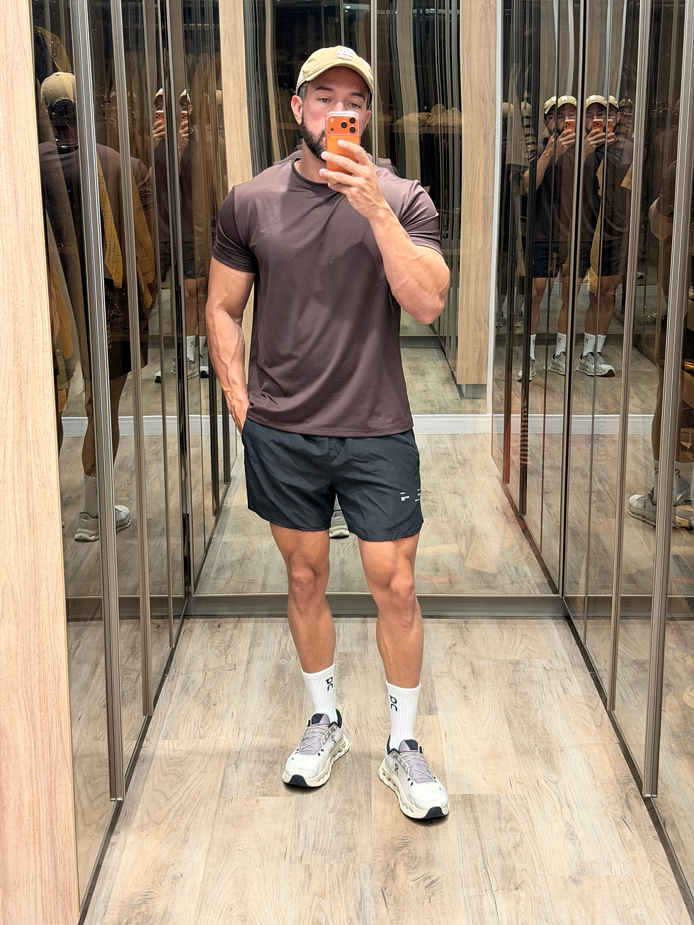 Look treino marrom-preto