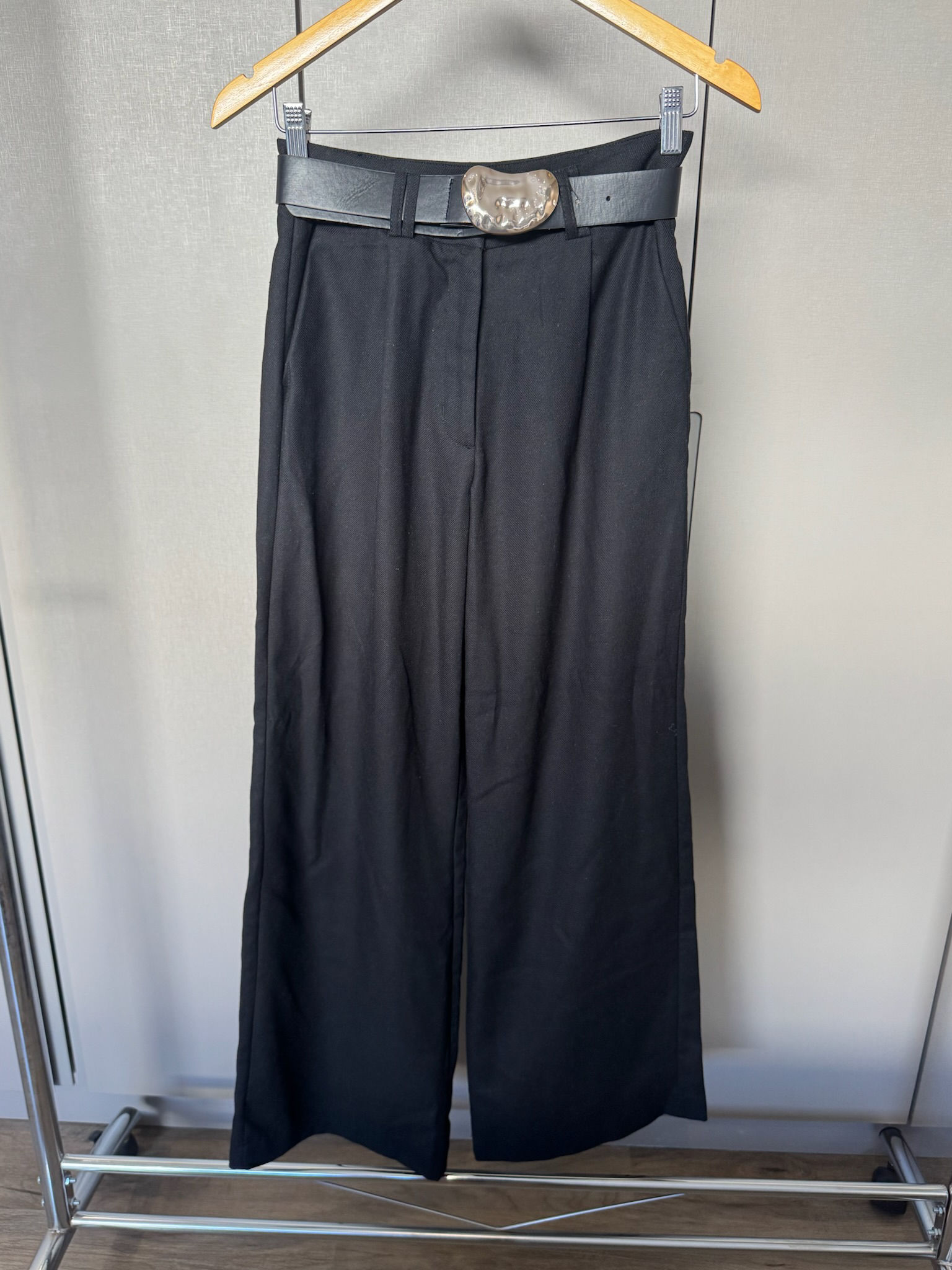 Calça Renner 36 nova 