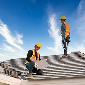 roof-plumbers-on-roof-1024x683.webp