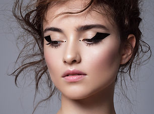 Graphic Eyeliner Makeup