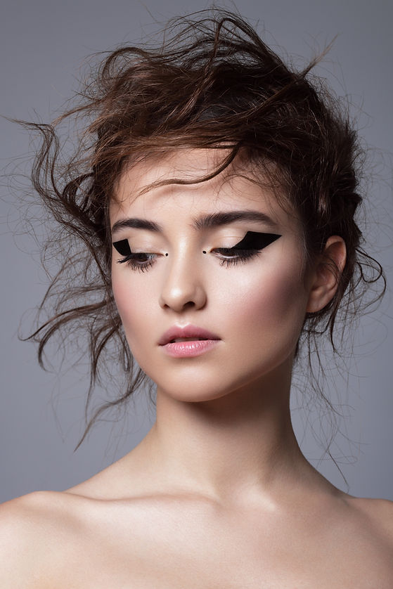 Graphic Eyeliner Makeup