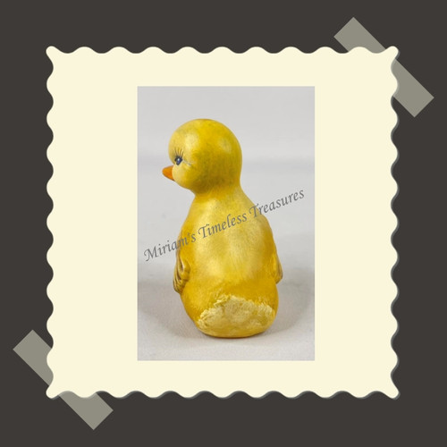 Fenton Glass Natural Yellow Duckling 