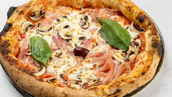 Mozzarella and mushrooms / Funghi