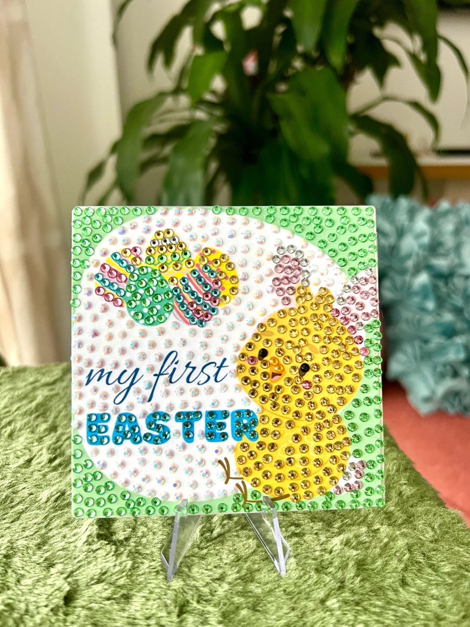 Front of 4x4 tile for easter