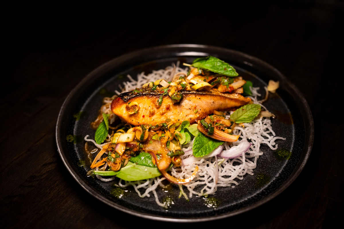 Som Dee Thai Kitchen & Bar