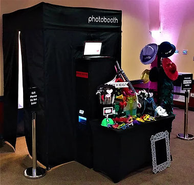 traditional photobooth, photobooth services