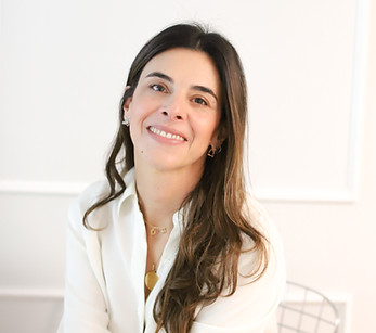 Isadora Gaviria (1)_edited.jpg