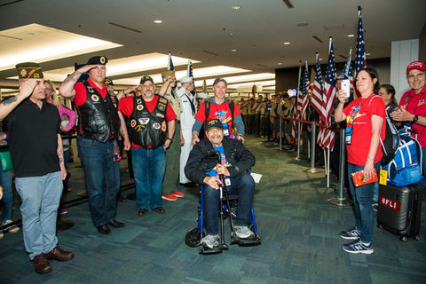 Honor Flight Long Island warm welcome in DC from supporters & more
