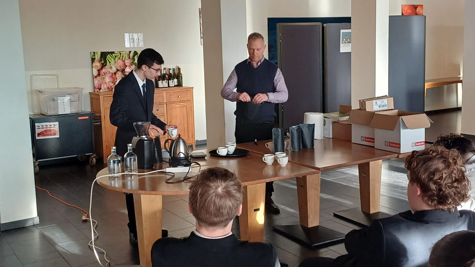 ☕ GO! Campus Wemmel in de startblokken voor de Koffiewedstrijd met Rombouts! ☕