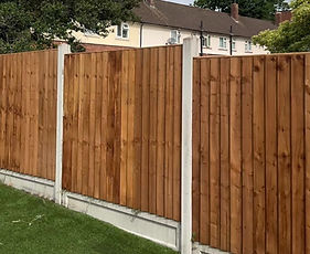 close-board-fence-Brentwood.jpg