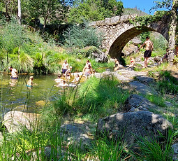 Ponte de Agra, a 12km