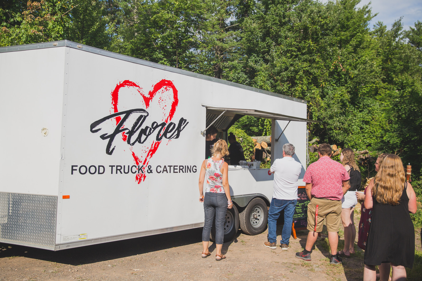 Flores Food Truck & Catering