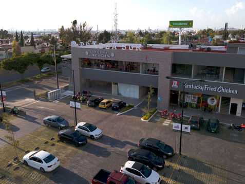 Renta Local Comercial #134, Plaza Pradea Sur, Xilotzingo, Puebla