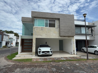 Renta Casa Amueblada Fracc. Arboreto, Puebla