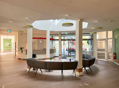 Sanierung Seniorenzentrum Baumheide in Bielefeld mit 87 Apartments u. Tagespflege