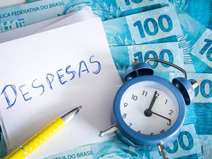 Entenda as despesas pessoais e como organizá-las melhor.