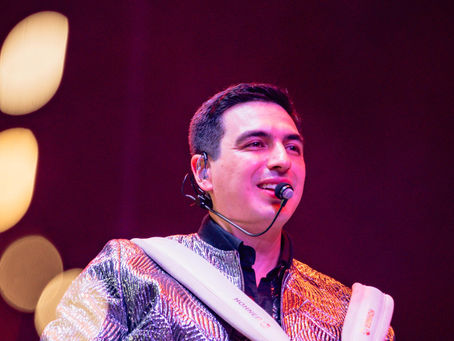 RAÚL HERNÁNDEZ JR. SE PRESENTA EN LA ARENA CIUDAD DE MÉXICO Y CONSOLIDA UNA DE LAS GIRAS MÁS IMPORTANTES DE SU CARRERA