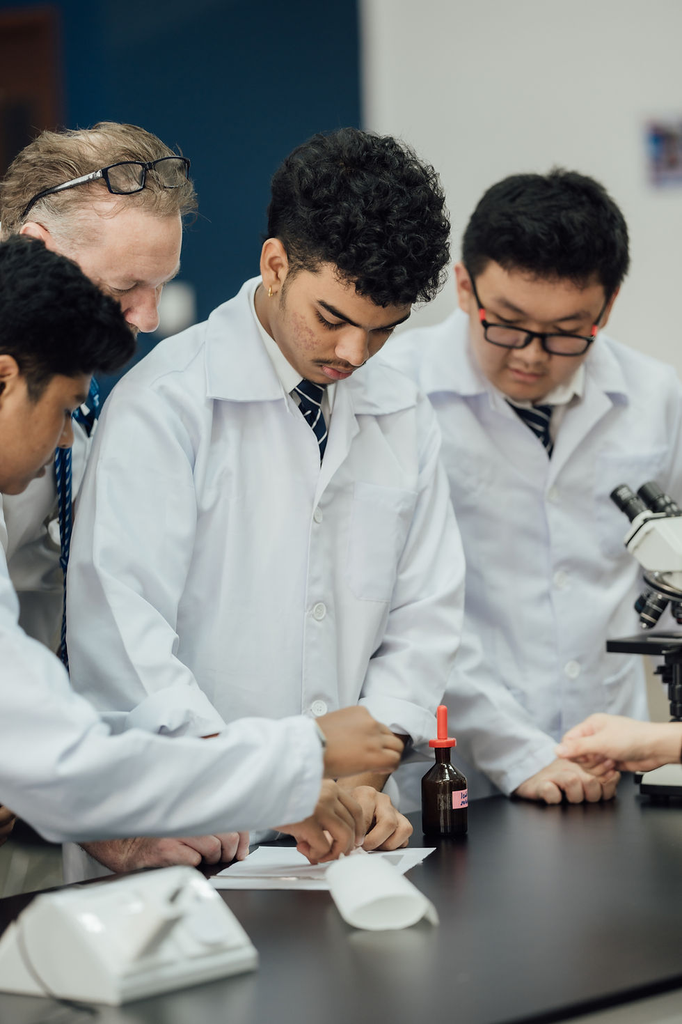 Reigate Grammar School KL Secondary 3