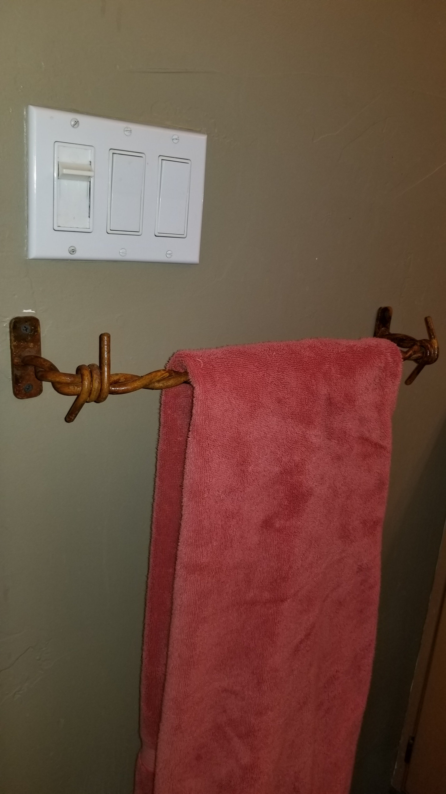 Barb Wire Towel Bars Bigbarbwire