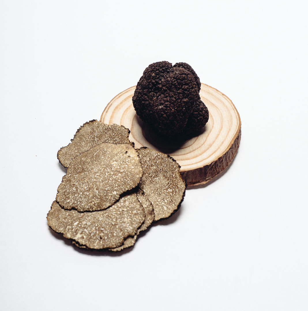 Black Summer Truffles (Tuber Aestivum)