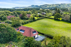 Greenfields-Plumpton-New-House-Sussex-Paul-Reed-Architects-beautiful-views
