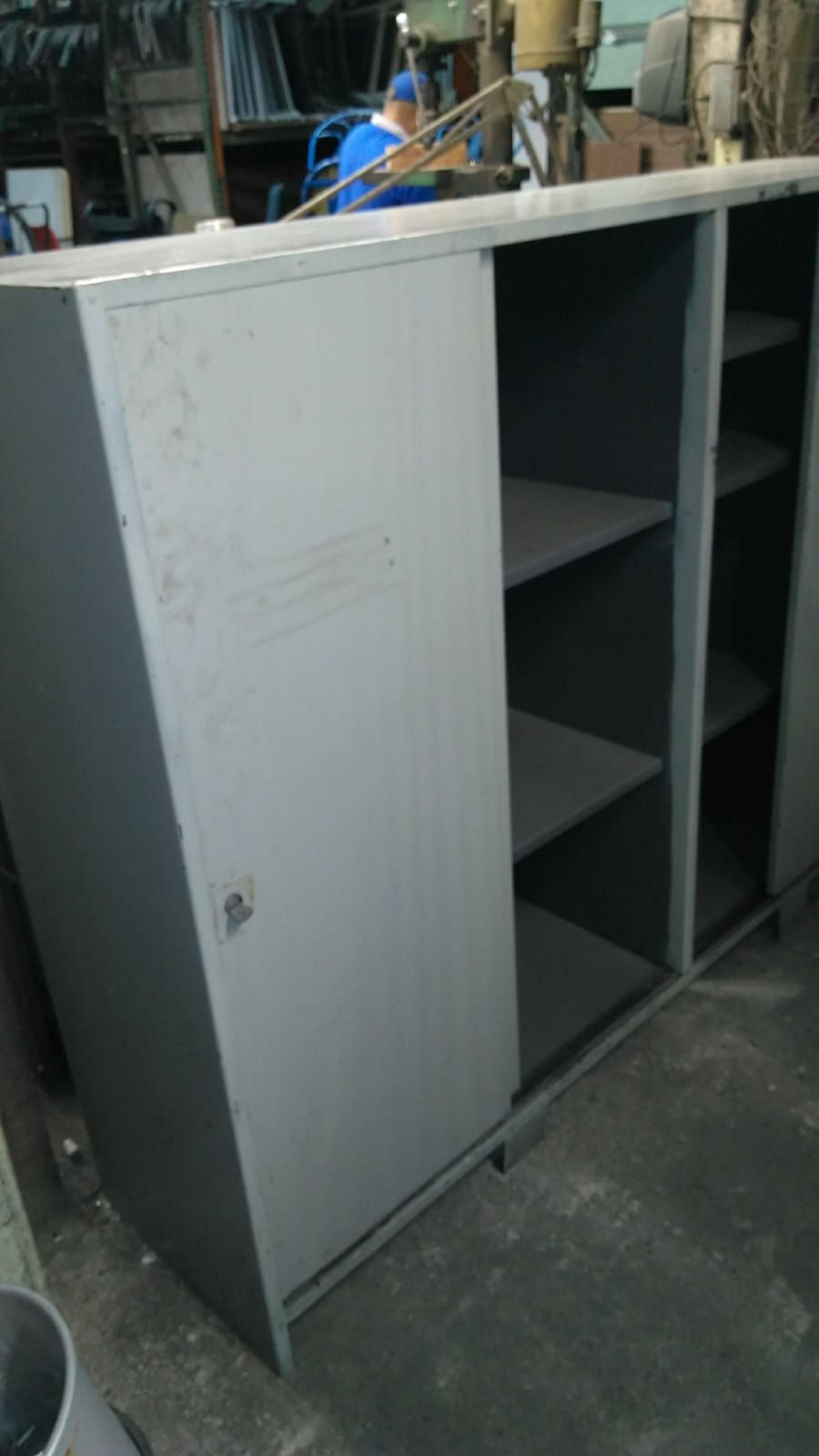 Miniatura: Armário de Aço Baixo 1,35 x 1,80 x 0,45